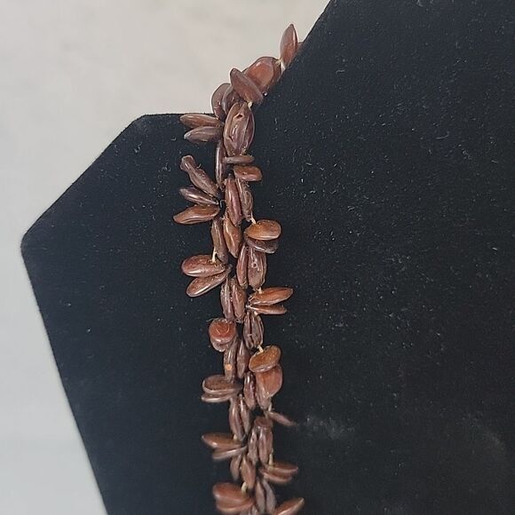 Vintage Hawaiian Koa Appleseed necklace 45" length - Picture 4 of 7